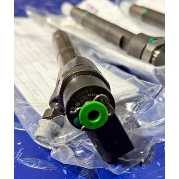 Injectoare Mercedes Dodge Sprinter OM647 2.7L