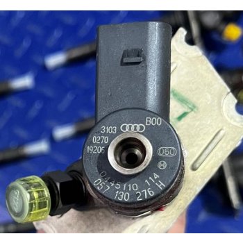 Set Injectoare Audi V8 AKF 057 130 276 H 1998 - 2002
